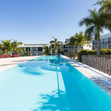 Home2book Stunning La Quinta, Pool Apartment