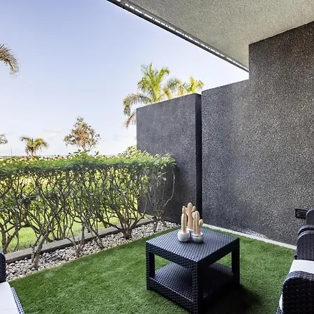 Home2book Stunning La Quinta, Pool Apartment