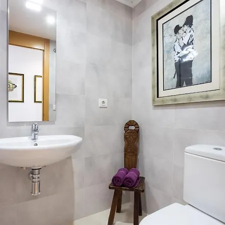 Home2book Stunning La Quinta, Pool Apartment